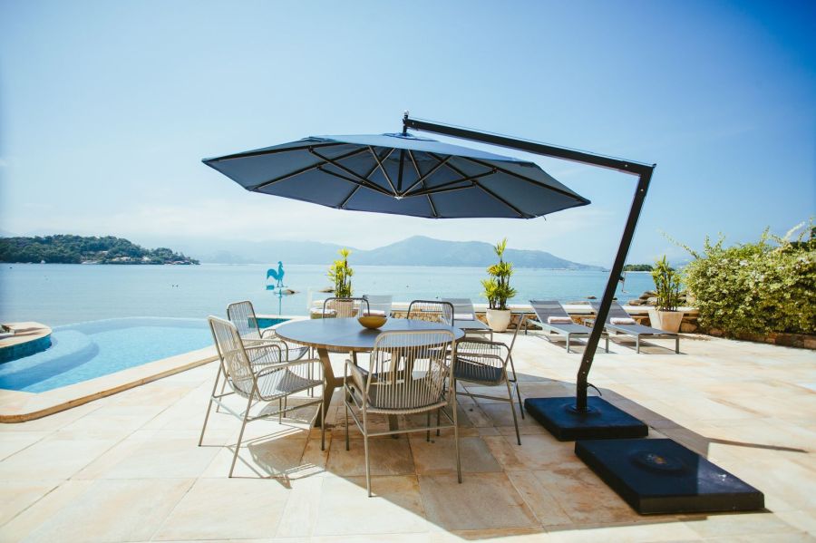 Casa Alto Padr�o - Temporada - Momba�a - Angra dos Reis - RJ