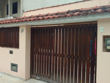 Casa Geminada - Venda - Village - Angra dos Reis - RJ